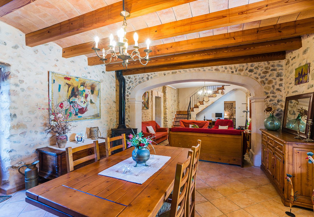 Dining room with a wooden table